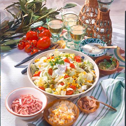 Bunte Salat-Bar Rezept Bunte Salat-Bar Rezept