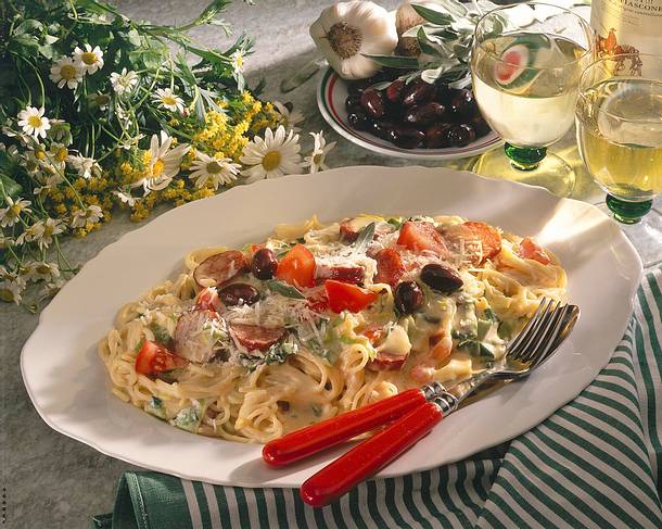 Bunte Spaghettiplatte Rezept Bunte Spaghettiplatte Rezept
