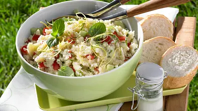 Bunter Couscous-Salat Rezept - Foto: LECKER @ Bauer Media Group