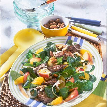 Bunter Salat mit gebratener Geflügelleber Rezept Bunter Salat mit gebratener Geflügelleber Rezept