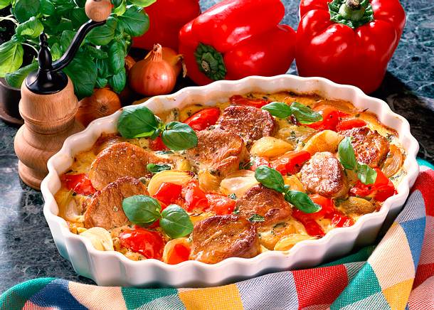 Bunter Schweinemedaillon- Gemüseauflauf Rezept Bunter Schweinemedaillon- Gemüseauflauf Rezept