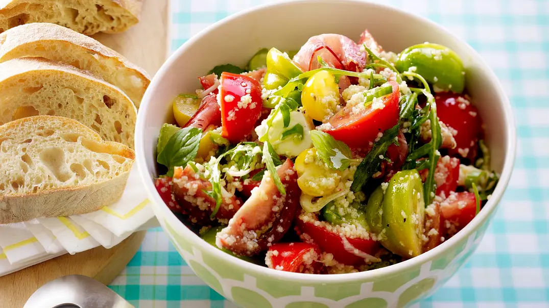 Bunter Tomatensalat Rezept - Foto: LECKER @ Bauer Media Group Bunter Tomatensalat Rezept - Foto: LECKER @ Bauer Media Group