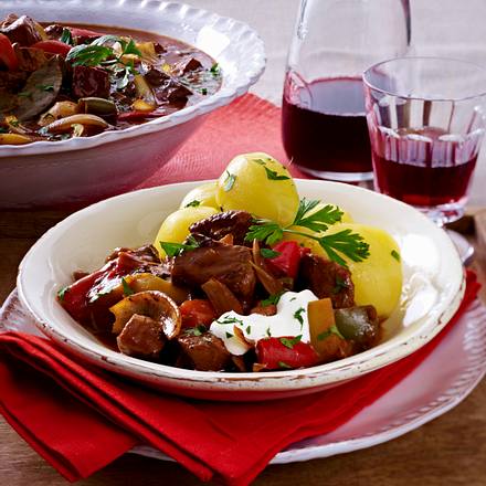 Buntes Paprikagulasch Rezept Buntes Paprikagulasch Rezept