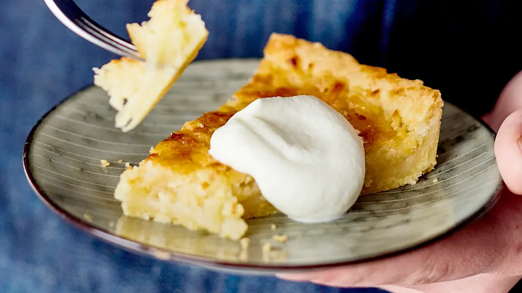 Buttriger Apfelkuchen Rezept - Foto: LECKER @ Bauer Media Group Buttriger Apfelkuchen Rezept - Foto: LECKER @ Bauer Media Group