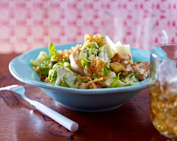 Caesar's Salad mit Hähnchen und Knusper-Wan-Tan Rezept Caesar's Salad mit Hähnchen und Knusper-Wan-Tan Rezept