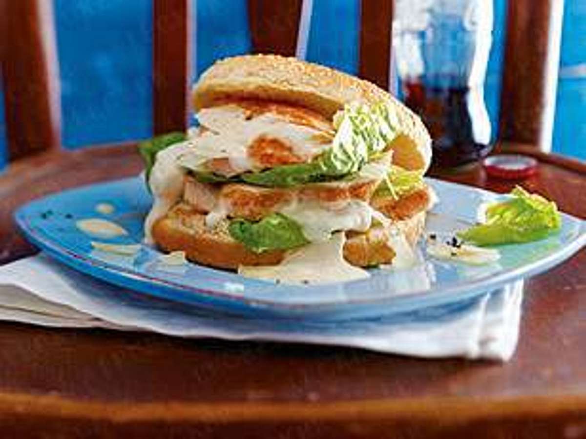 Caesar's-Salad-Burger mit Chicken Rezept