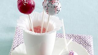 Cake Pops - Kuchen am Stiel Rezept - Foto: House of Food / Bauer Food Experts KG