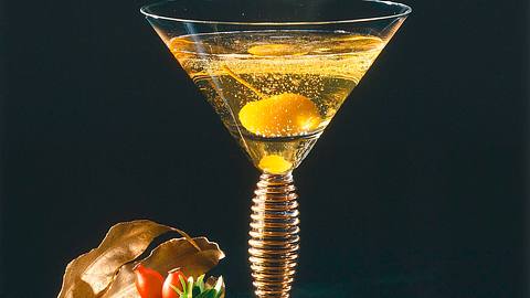 Calvados mit Sekt Rezept - Foto: Horn
