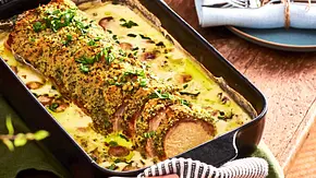 Camembert-Braten mit Bärlauchkruste - Foto: LECKER @ Bauer Media Group