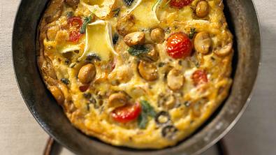 Camembert-Omelette Rezept - Foto: LECKER @ Bauer Media Group