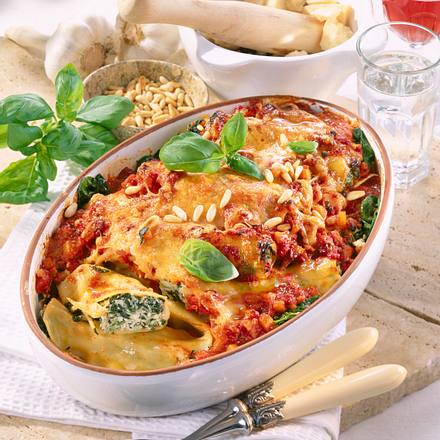 Cannelloni auf Spinatbett Rezept