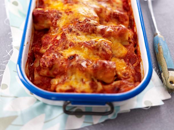 Cannelloni Di Salsiccia Arrosto in Tomaten-Curry-Soße Rezept Cannelloni Di Salsiccia Arrosto in Tomaten-Curry-Soße Rezept