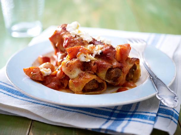 Cannelloni mit Chili-Hack in Kürbis-Tomatensoße Rezept Cannelloni mit Chili-Hack in Kürbis-Tomatensoße Rezept
