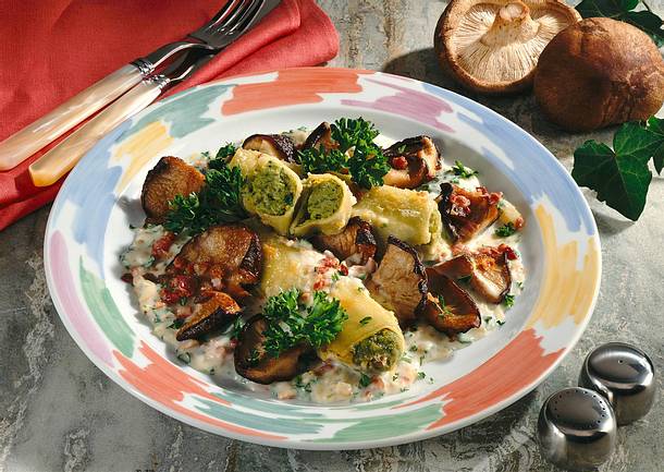 Cannelloni mit Shiitake- Sahnesoße Rezept Cannelloni mit Shiitake- Sahnesoße Rezept