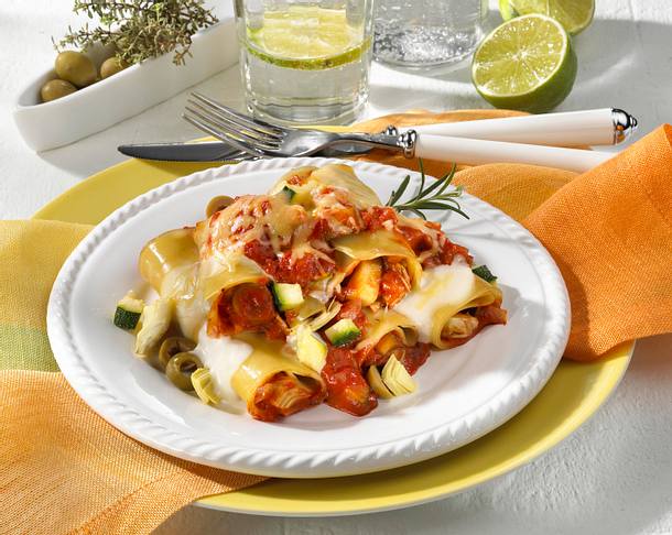 Cannelloni mit Zucchini-Tomaten-Füllung Rezept Cannelloni mit Zucchini-Tomaten-Füllung Rezept