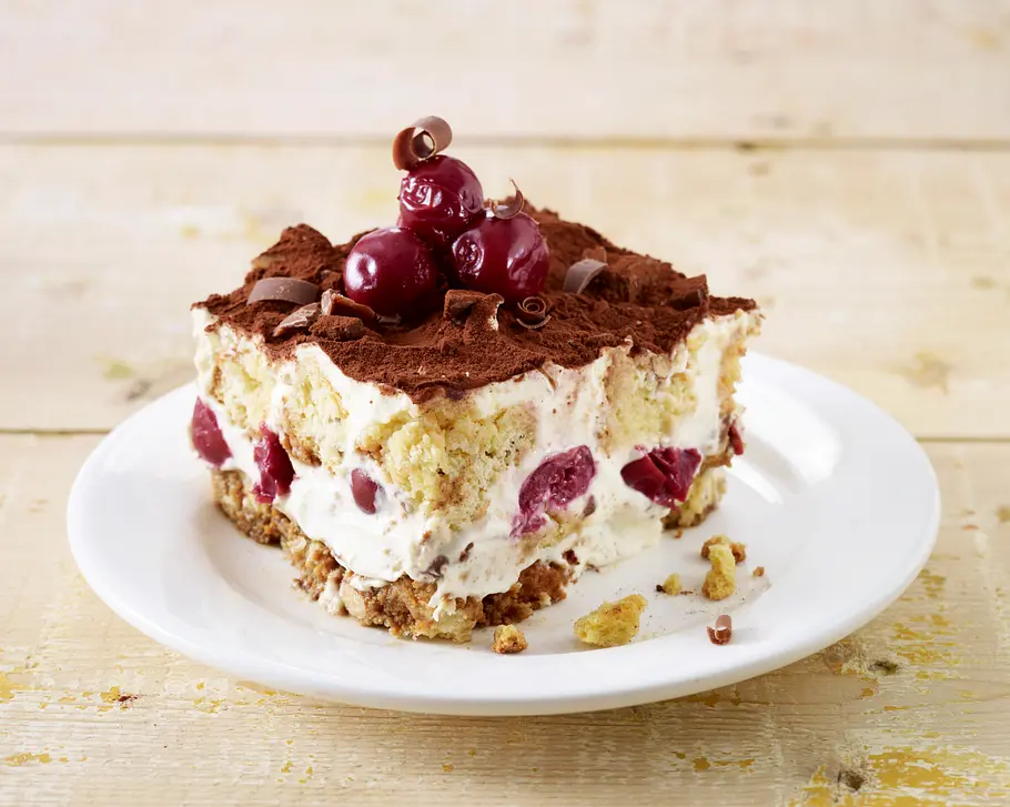 Cantuccini-Tiramisu mit Kirschen Rezept Cantuccini-Tiramisu mit Kirschen Rezept