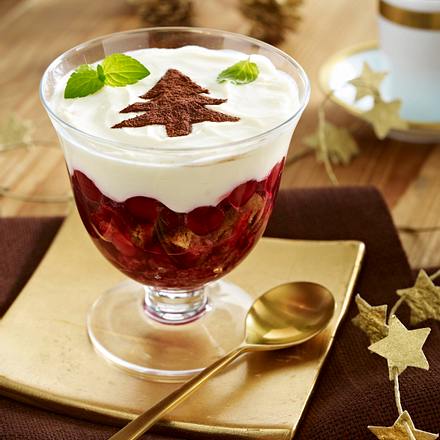 Cantuccini-Tiramisu mit Punschkirschen Rezept Cantuccini-Tiramisu mit Punschkirschen Rezept