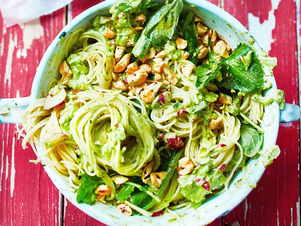 Capellini mit Avocadopesto Rezept Capellini mit Avocadopesto Rezept