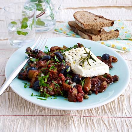 Caponata mit gebackenem Feta Rezept