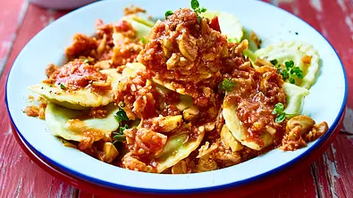 Blumenkohl-Bolognese - Foto: LECKER @ Bauer Media Group