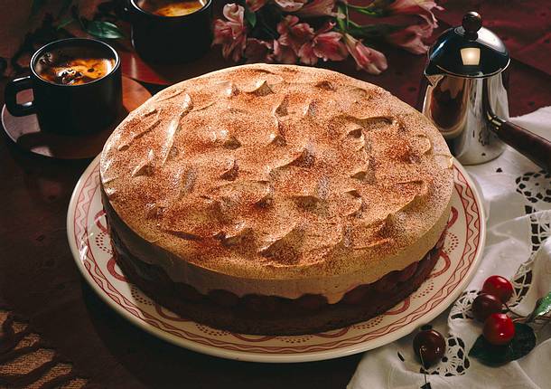 Cappuccino-Kirschtorte (frische Kirschen) Rezept Cappuccino-Kirschtorte (frische Kirschen) Rezept