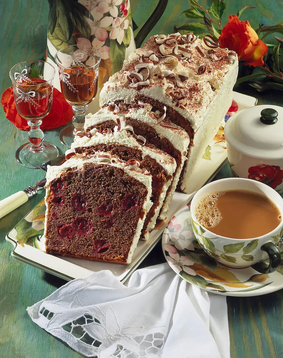 Cappuccino-Kuchen mit Kirschen Rezept