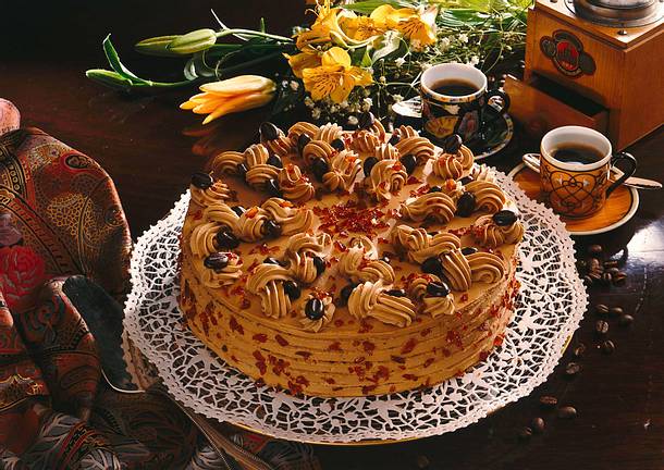 Cappuccino-Nuss-Torte Rezept Cappuccino-Nuss-Torte Rezept