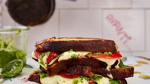 Caprese-Sandwich mit Rucola Rezept - Foto: House of Food / Bauer Food Experts KG