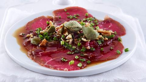 Carpaccio mit Wasabinüssen Rezept - Foto: House of Food / Bauer Food Experts KG