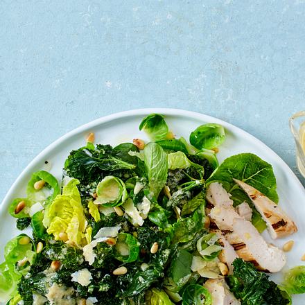 Ceasar Salad mit Grünkohl Rezept Ceasar Salad mit Grünkohl Rezept