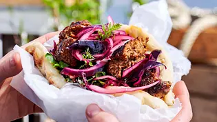 Cevapcici-Pita Oriental-Style Rezept - Foto: LECKER @ Bauer Media Group