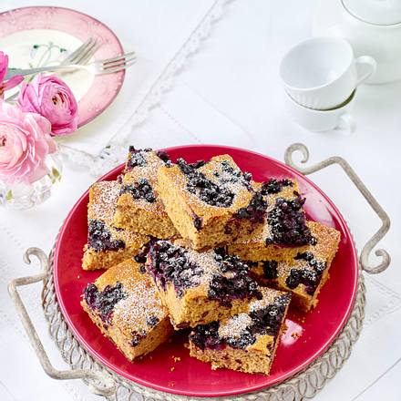 Chai Latte-Kuchen mit Heidelbeeren Rezept Chai Latte-Kuchen mit Heidelbeeren Rezept