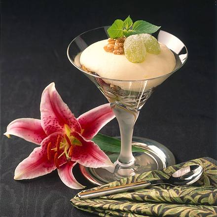 Champagnercreme auf Weintrauben Rezept