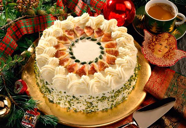 Champagnertorte mit Pistaziencreme Rezept Champagnertorte mit Pistaziencreme Rezept