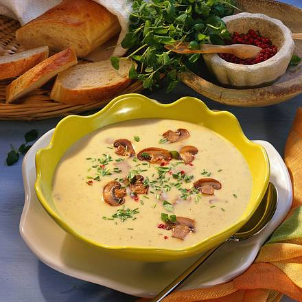 Champignon-Käsecremesuppe Rezept
