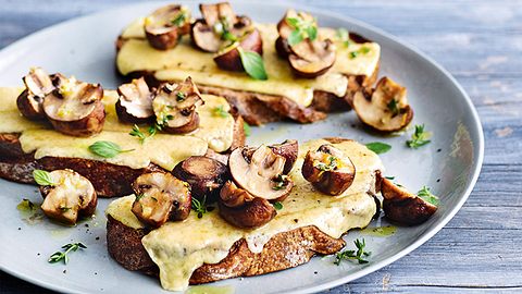 Champignon-Käse-Stulle Rezept - Foto: House of Food / Bauer Food Experts KG