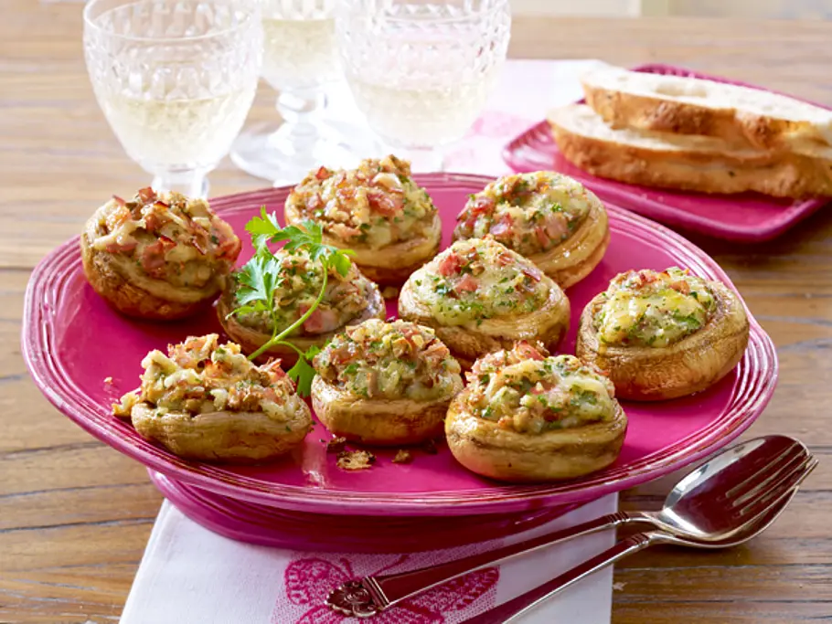 Champignons mit Schinken-Käse-Füllung Rezept Champignons mit Schinken-Käse-Füllung Rezept