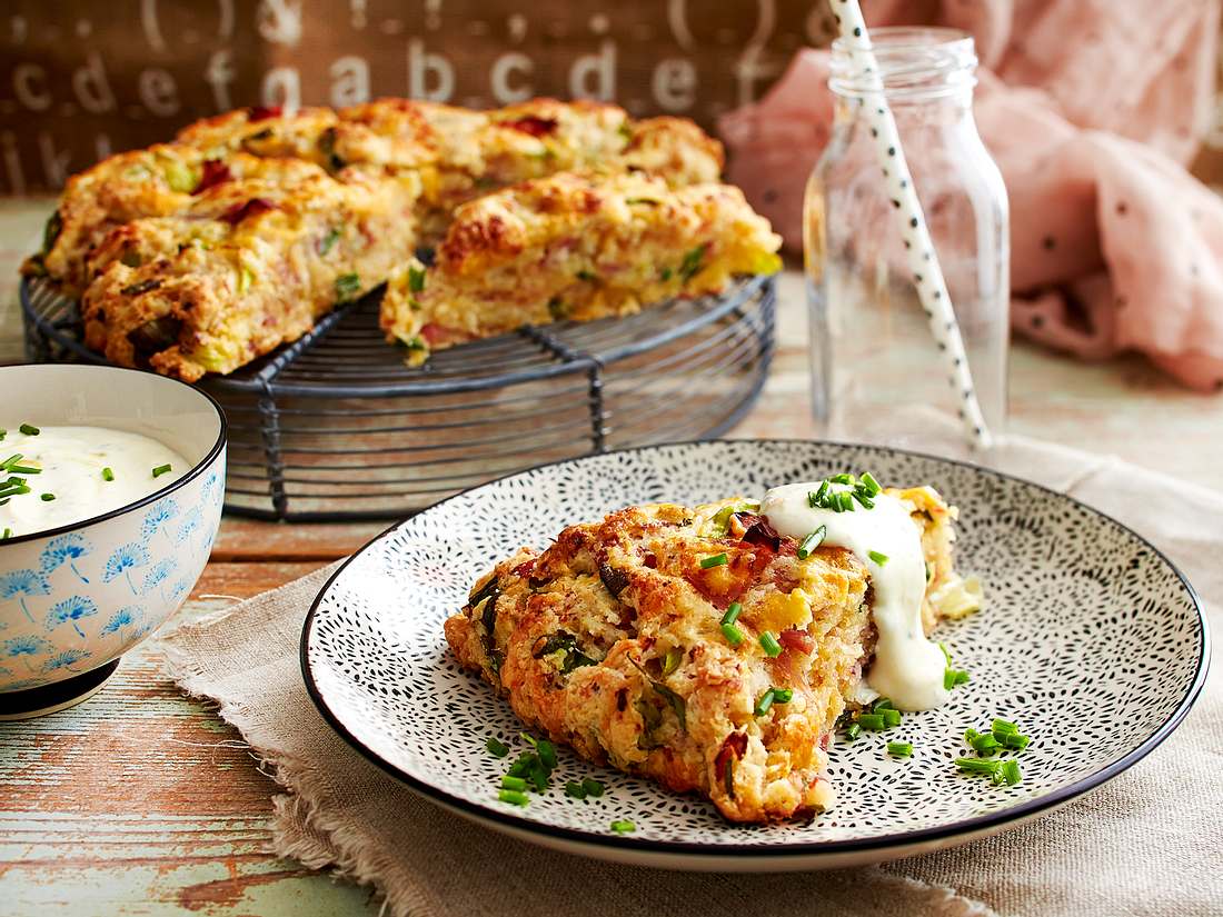 Cheddar-Schinken-Scone Rezept | LECKER