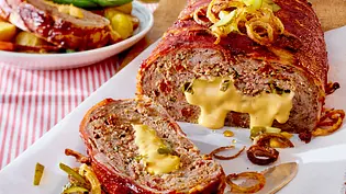 Cheeseburger-Braten Rezept - Foto: LECKER @ Bauer Media Group Cheeseburger-Braten Rezept - Foto: LECKER @ Bauer Media Group