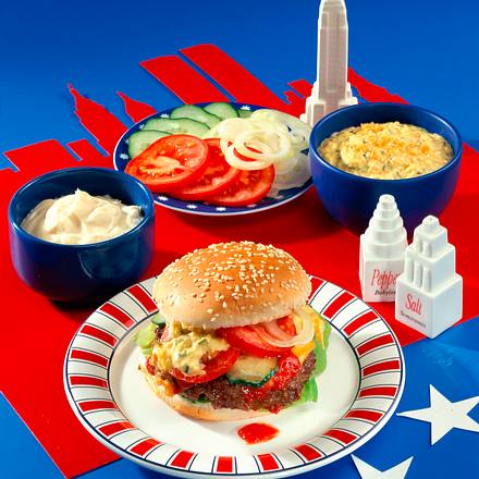 Cheeseburger mit frischem Gemüse und Hackfüllung Rezept Cheeseburger mit frischem Gemüse und Hackfüllung Rezept