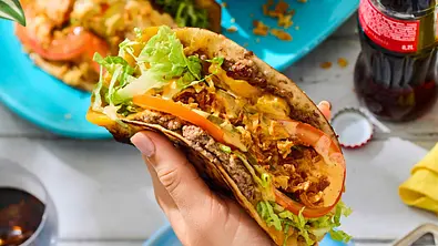 Smashed Cheeseburger-Tacos Rezept - Foto: LECKER @ Bauer Media Group