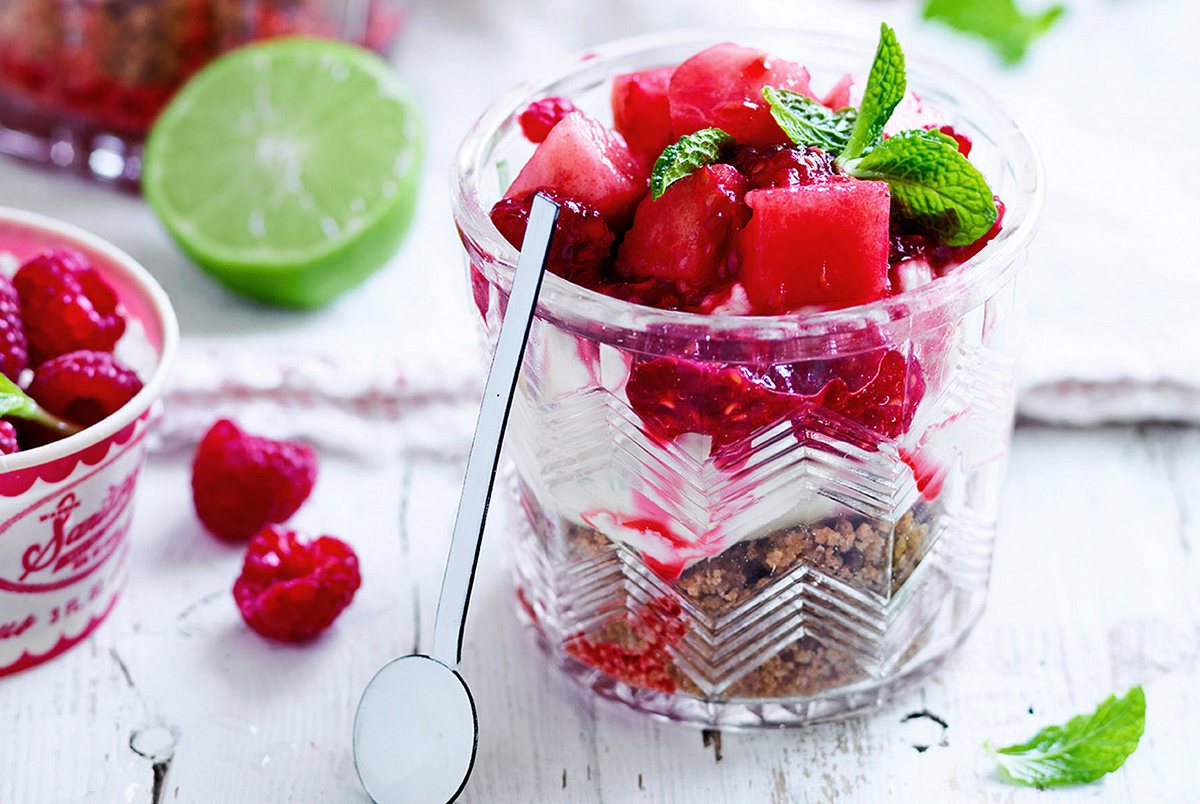 Cheesecake-Trifle Pink Summer Rezept