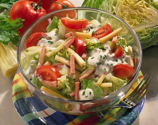 Chef-Salat mit gekochtem Schinken Rezept Chef-Salat mit gekochtem Schinken Rezept