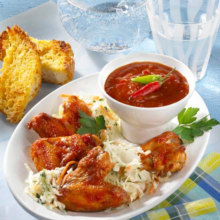 Chicken Wings mit Salat Rezept