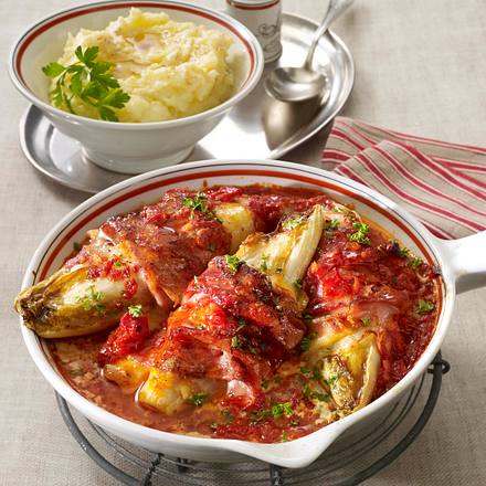 Chicorée mit Schinken und Käse in Tomatensoße Rezept Chicorée mit Schinken und Käse in Tomatensoße Rezept