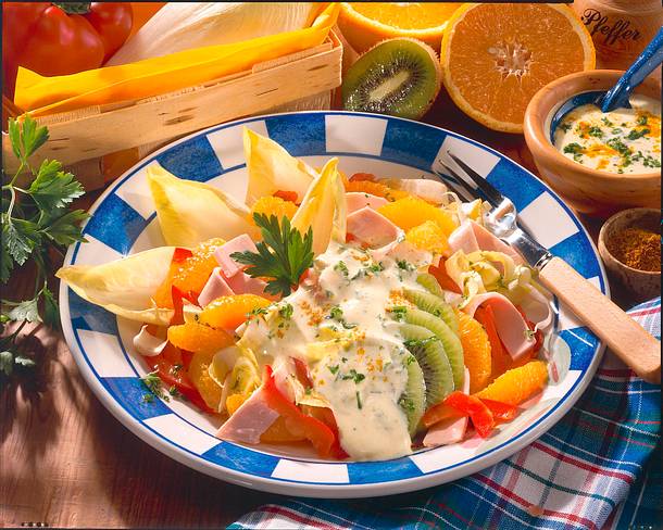 Chicorée-Obst-Salat Rezept Chicorée-Obst-Salat Rezept