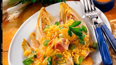 Chicorée-Schiffchen mit Curry-Reis Rezept - Foto: House of Food / Bauer Food Experts KG