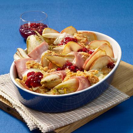 Chicorée-Schinkenauflauf mit Käsesöße Rezept Chicorée-Schinkenauflauf mit Käsesöße Rezept
