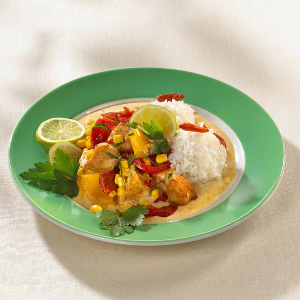 Chili-Geflügelgulasch mit Reis Rezept