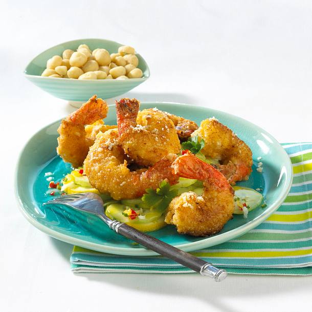 Chili-Gurkensalat mit Macadamia-Garnelen Rezept